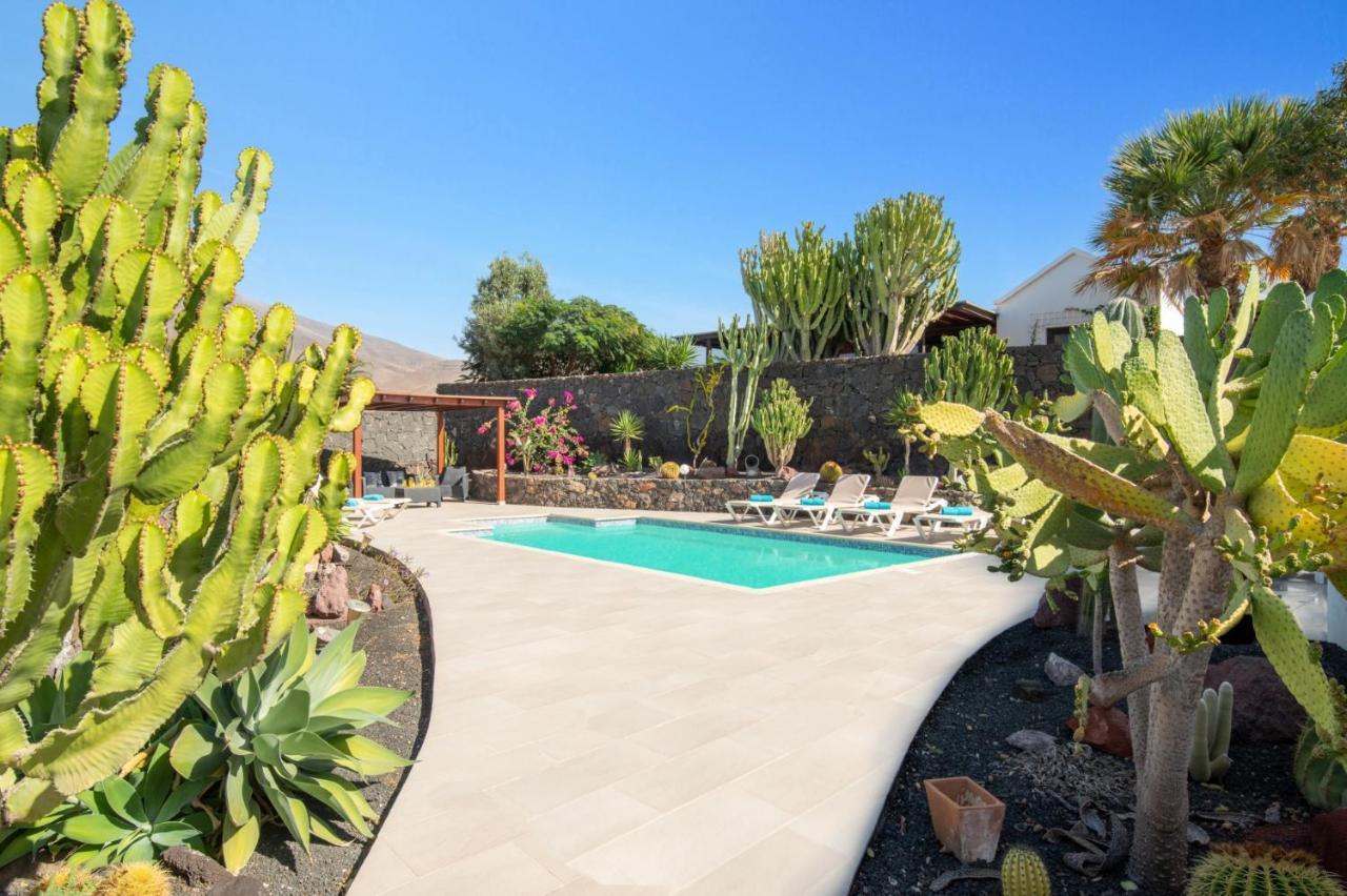 Villa Sarita Sol By Villa Plus Playa Blanca  Exteriör bild