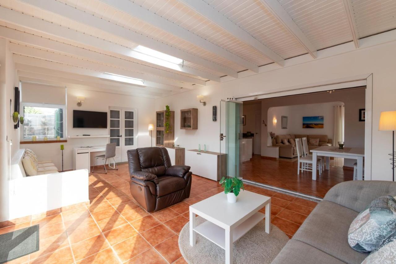 Villa Sarita Sol By Villa Plus Playa Blanca  Exteriör bild